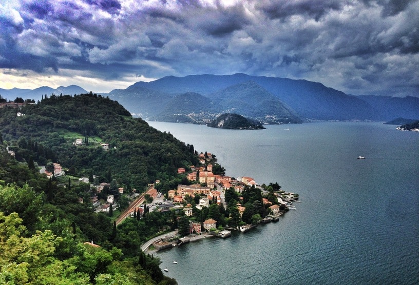 Discovering Lake Como by electric car