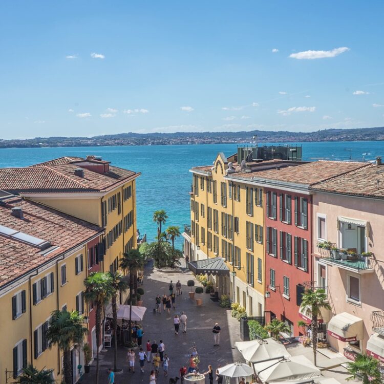 Tour panoramico del Lago di Garda in auto elettrica